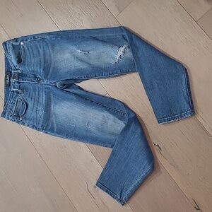 Judy Blue Jeans Women's sz 26 Relaxed Fit Mid Rise Distressed Crop Denim Jeans